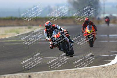 media/Sep-20-2025-TrackDaz (Sat) [[27f0cde673]]/A Group/2pm (Turn 9)/